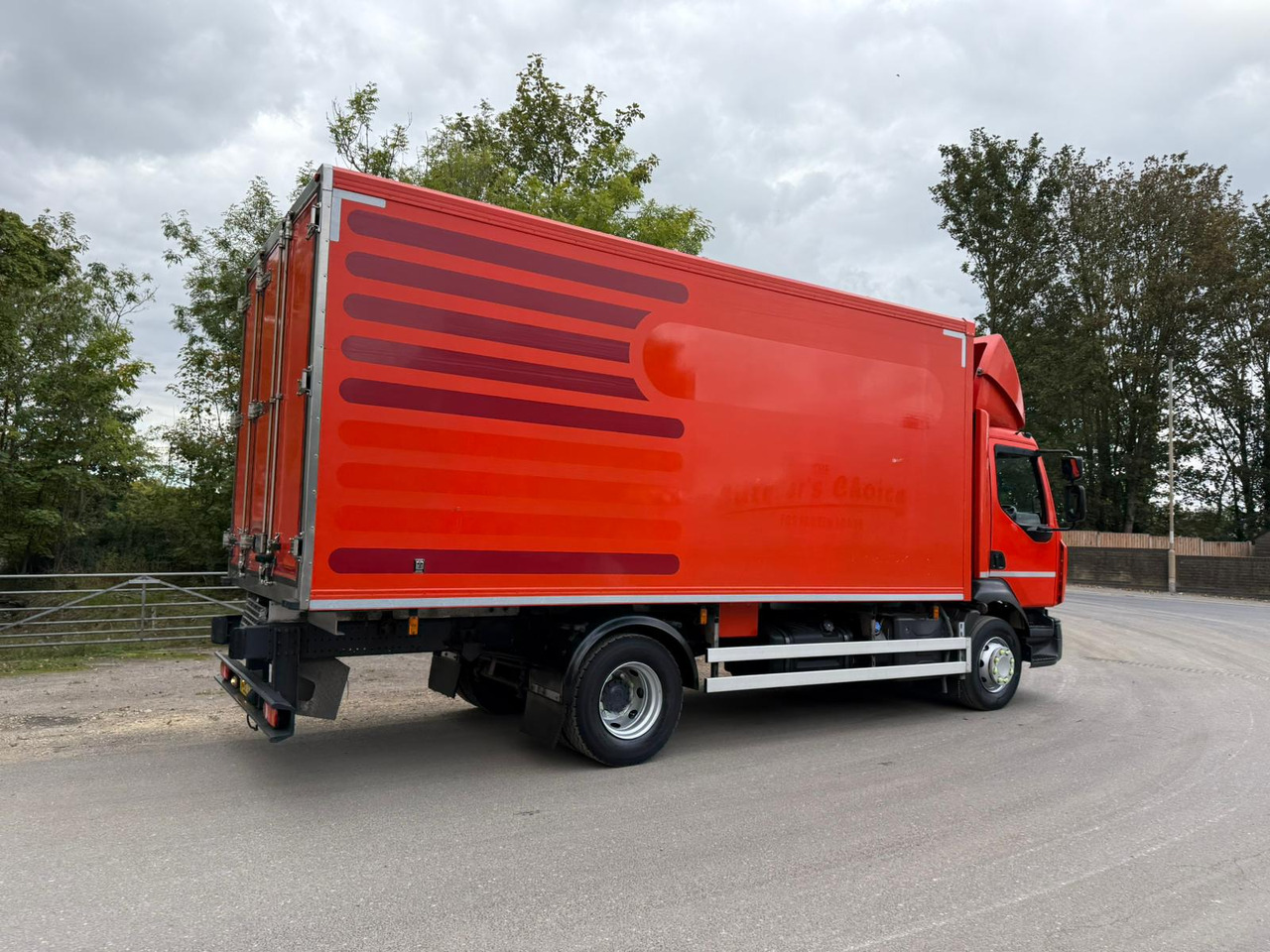 Refrigerator truck 2018 Renault D Refrigerated Truck: picture 20