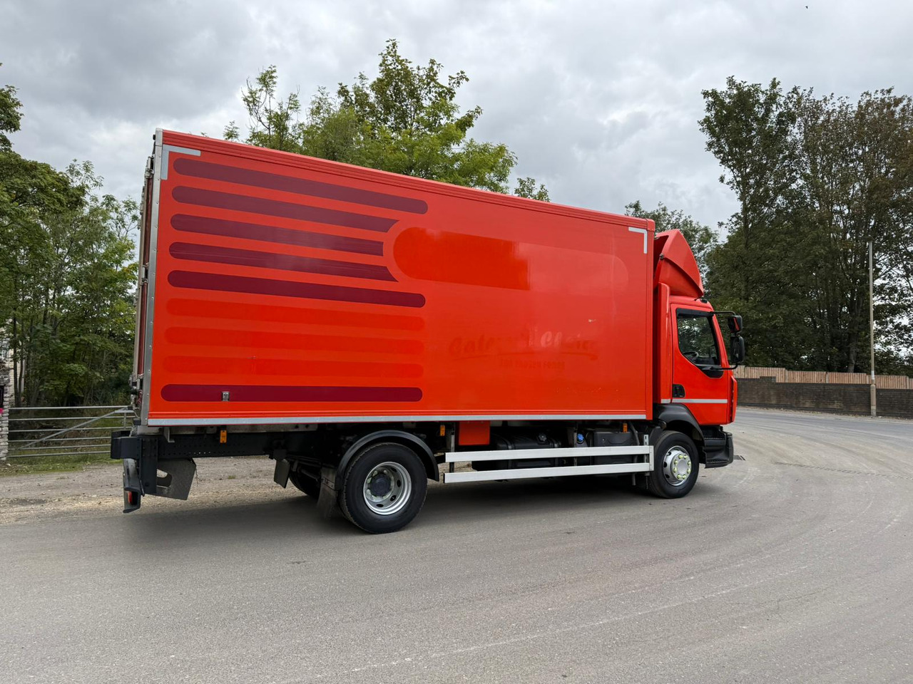 Refrigerator truck 2018 Renault D Refrigerated Truck: picture 24