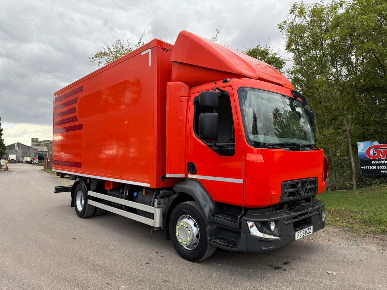 Refrigerator truck 2018 Renault D Refrigerated Truck: picture 7