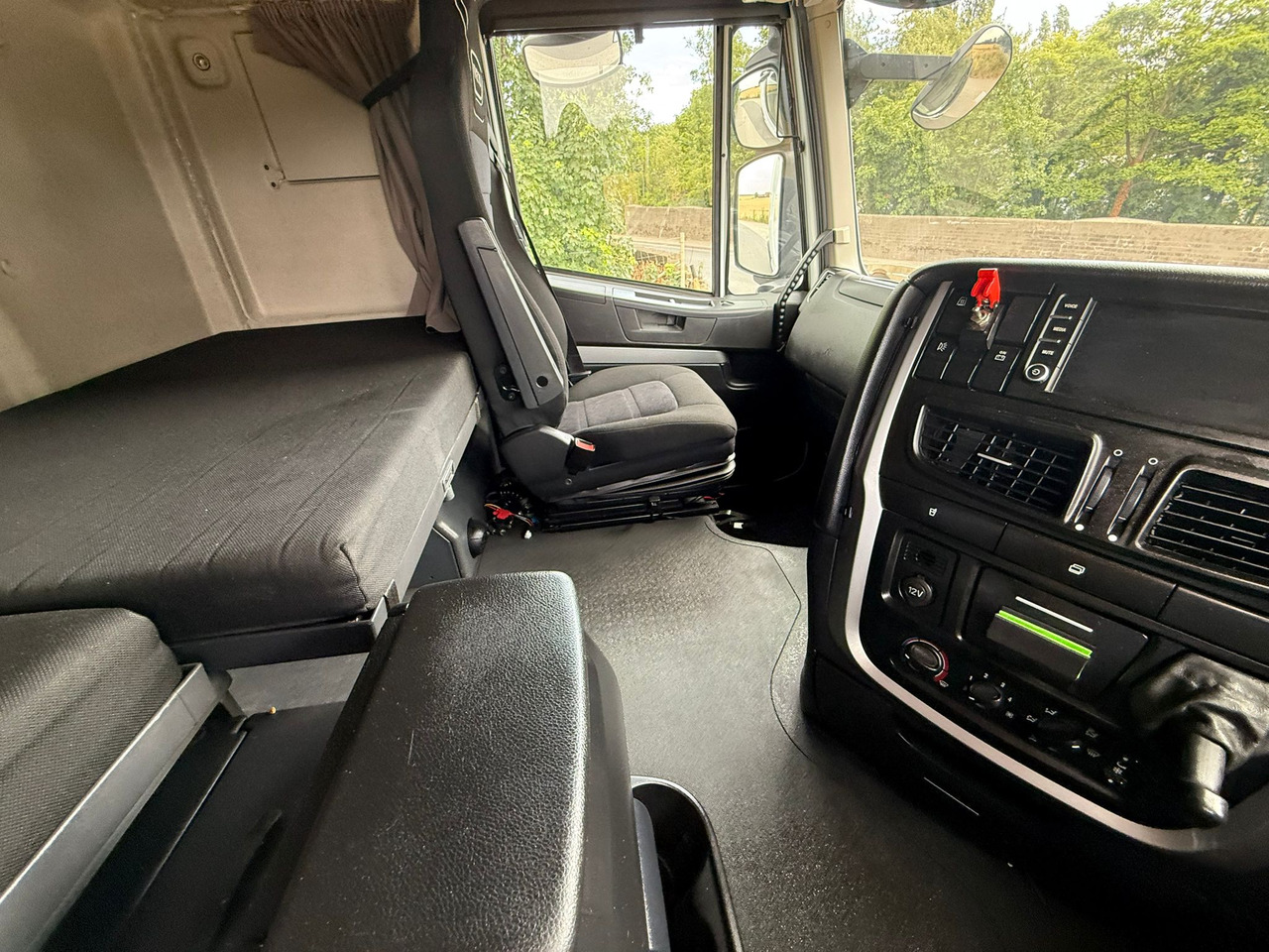 Tractor unit 2020 Iveco Stralis 460 Tractor Unit Gas: picture 40