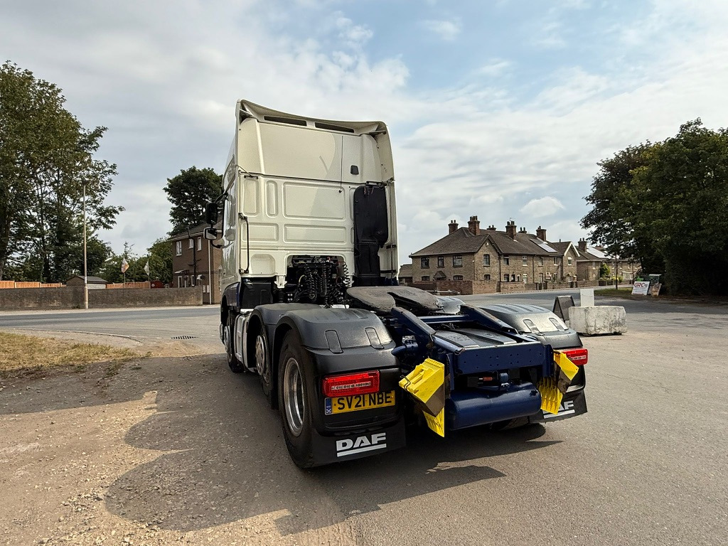 Tractor unit 2021 DAF XF 530 Tractor Unit: picture 20