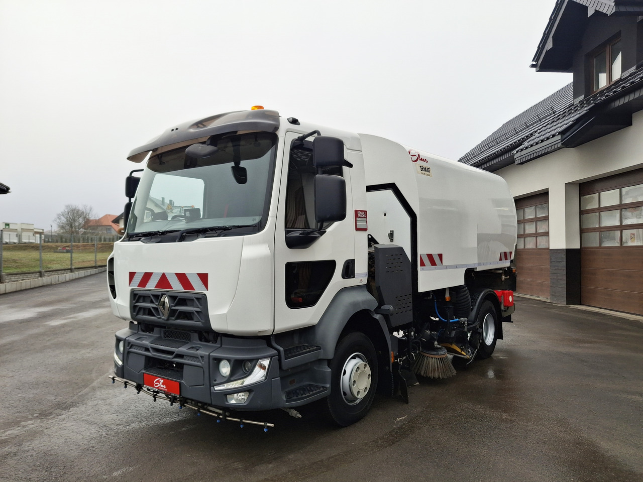 RENAULT D12 Zamiatarka Kehrmaschine SEMAT Zoeller Faun Karcher Euro 6 PM10 L/R 2017r - Road sweeper: picture 2 RENAULT D12 Zamiatarka Kehrmaschine SEMAT Zoeller Faun Karcher Euro 6 PM10 L/R 2017r - Road sweeper: picture 2