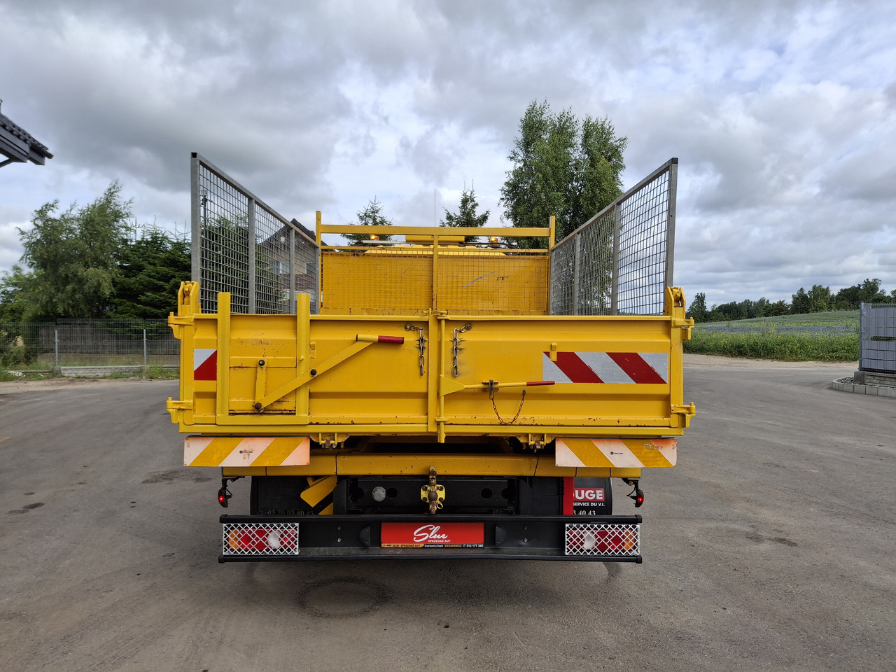 RENAULT D7.5 Wywrotka Kipper 3 Stronna 2015r 84 Tyś KM - Tipper: picture 4 RENAULT D7.5 Wywrotka Kipper 3 Stronna 2015r 84 Tyś KM - Tipper: picture 4