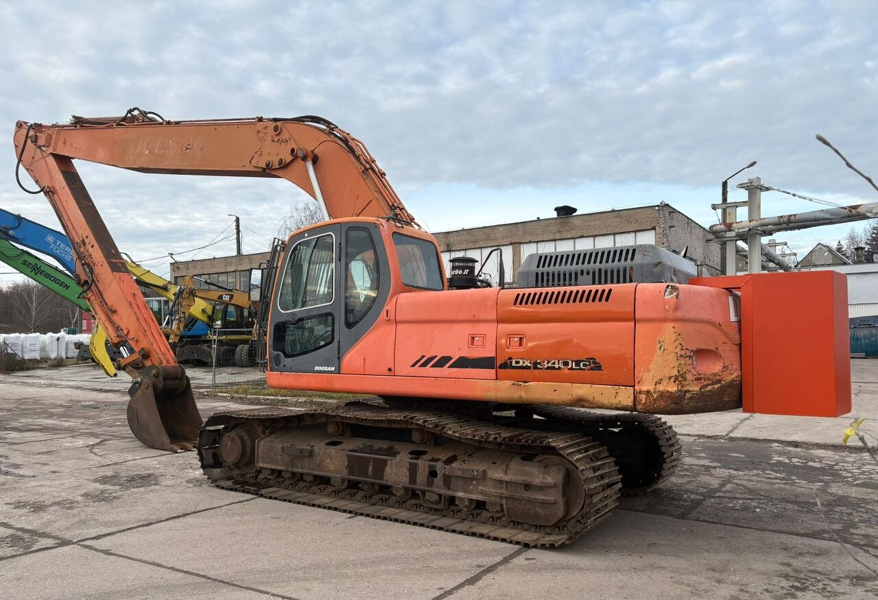 Crawler excavator Doosan DX 340 LC long reach 17m: picture 12