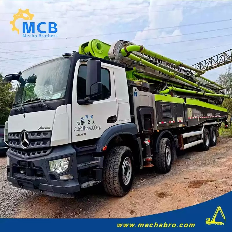 ZOOMLION ZLJ5441THBBE - Concrete pump truck: picture 1 ZOOMLION ZLJ5441THBBE - Concrete pump truck: picture 1