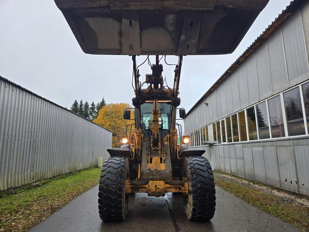 Hyundai HL760-9 - Wheel loader: picture 2 Hyundai HL760-9 - Wheel loader: picture 2