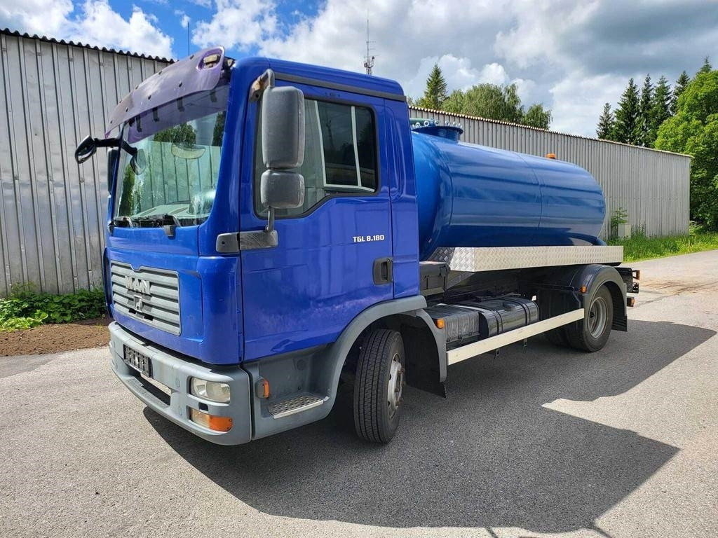 MAN TGL 8.180 4X2 VACUUM 4m³ - Vacuum truck: picture 1 MAN TGL 8.180 4X2 VACUUM 4m³ - Vacuum truck: picture 1