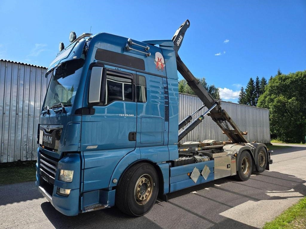 MAN TGX26.580 6X2 JOAB - Hook lift truck: picture 1 MAN TGX26.580 6X2 JOAB - Hook lift truck: picture 1