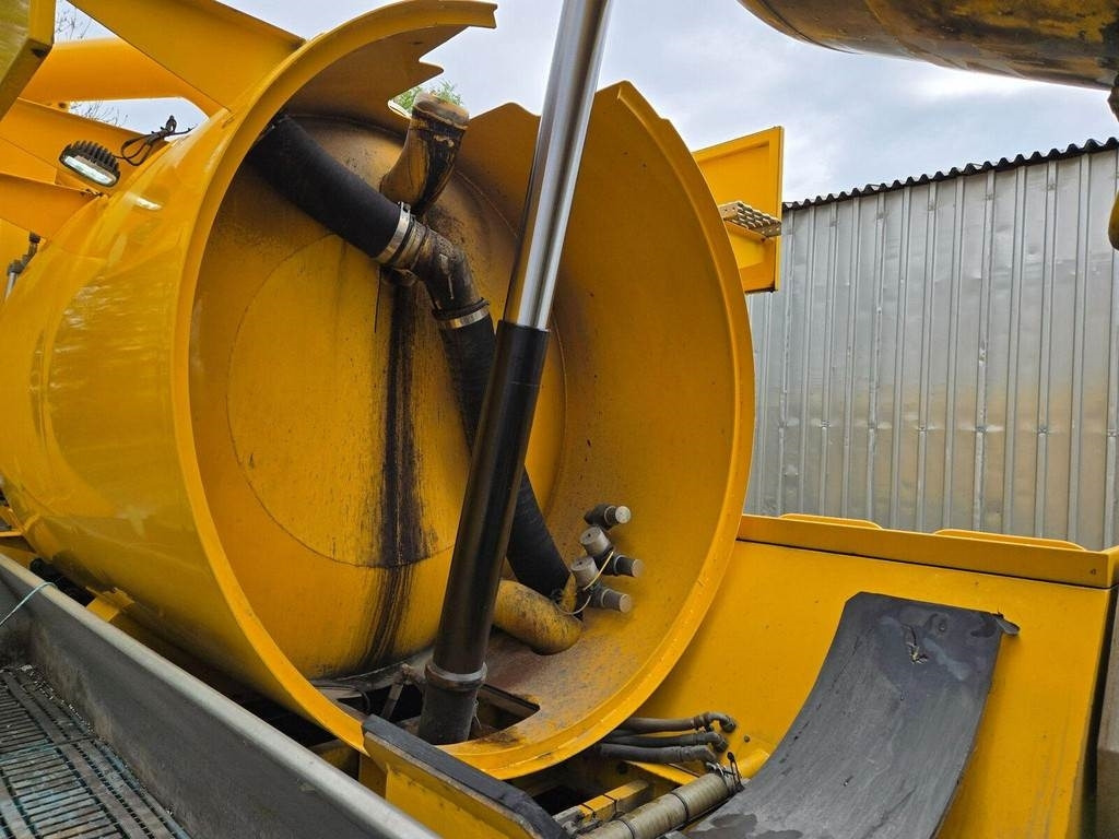 Scania R420 6X2 ADR AMPHITECH VORTEX 13m³  - Vacuum truck: picture 4 Scania R420 6X2 ADR AMPHITECH VORTEX 13m³  - Vacuum truck: picture 4