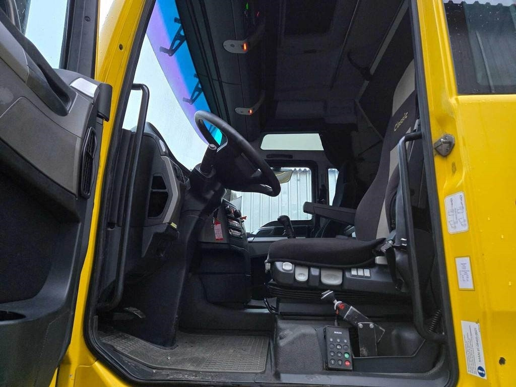 Tractor unit MAN TGX 28.480 6X2-2 BLS HYDRAULICA / ADR: picture 6
