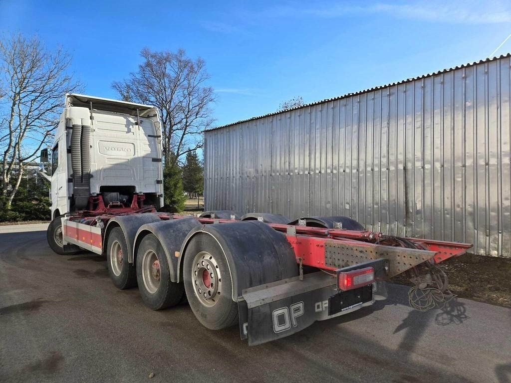 Volvo FH540 8X4 CHASSY  - Cab chassis truck: picture 2 Volvo FH540 8X4 CHASSY  - Cab chassis truck: picture 2