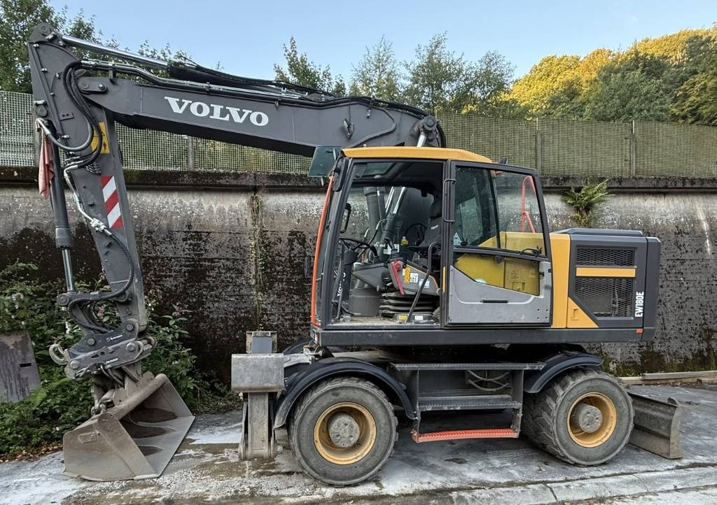 Volvo EW 180 E - Wheel excavator: picture 1 Volvo EW 180 E - Wheel excavator: picture 1
