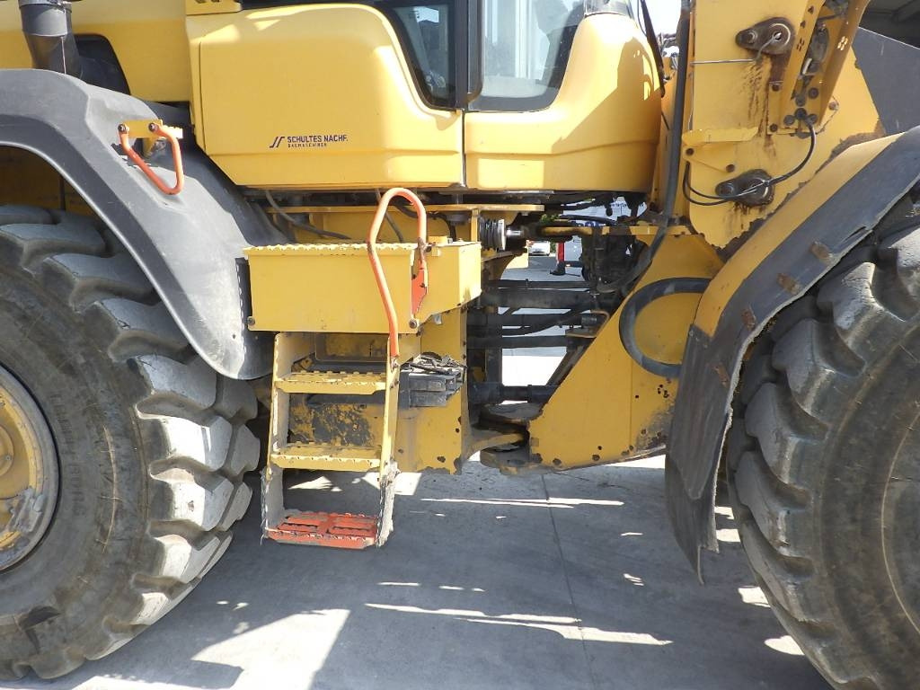 Volvo L 110 H LB  - Wheel loader: picture 4 Volvo L 110 H LB  - Wheel loader: picture 4