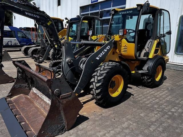 Volvo L 25 F - Wheel loader: picture 1 Volvo L 25 F - Wheel loader: picture 1