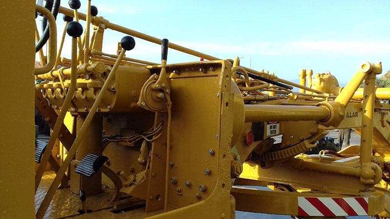 Grader CAT 12 F: picture 7