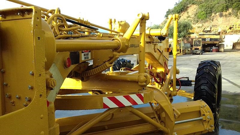 Grader CAT 12 F: picture 8