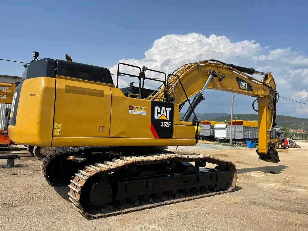 CAT 352FL - Crawler excavator: picture 2 CAT 352FL - Crawler excavator: picture 2