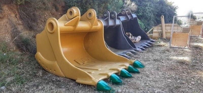 CAT BLME - Excavator bucket for Construction machinery: picture 4 CAT BLME - Excavator bucket for Construction machinery: picture 4