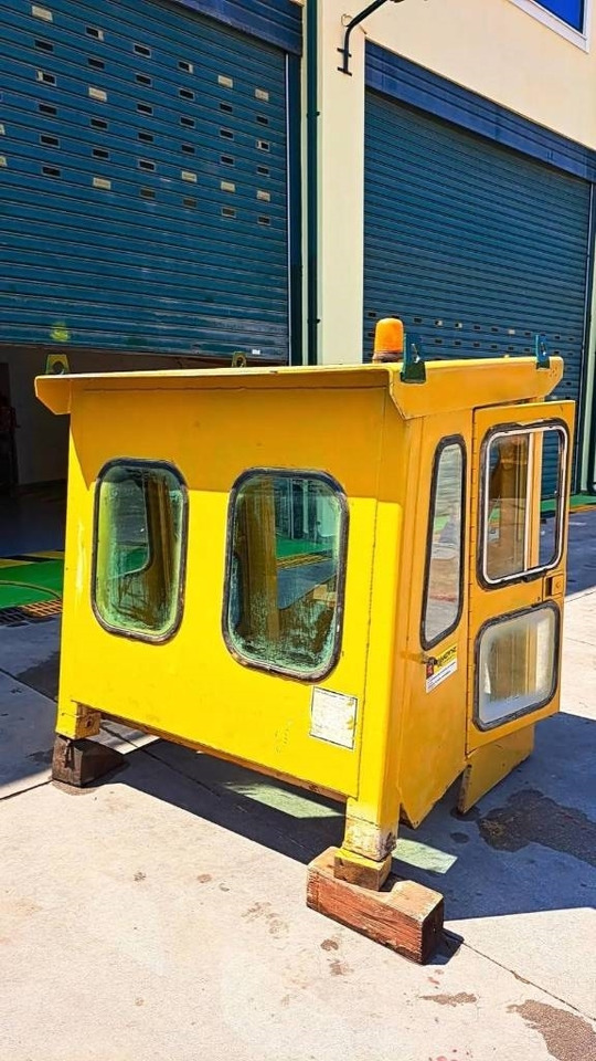 CAT ROPS ΚΑΜΠΙΝΑ ΓΙΑ 966C/950C/980B - Cab for Construction machinery: picture 3 CAT ROPS ΚΑΜΠΙΝΑ ΓΙΑ 966C/950C/980B - Cab for Construction machinery: picture 3