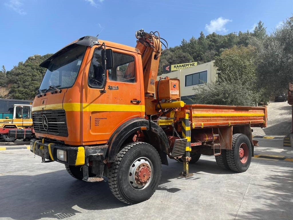 Mercedes-Benz 1626K  - Crane truck: picture 3 Mercedes-Benz 1626K  - Crane truck: picture 3