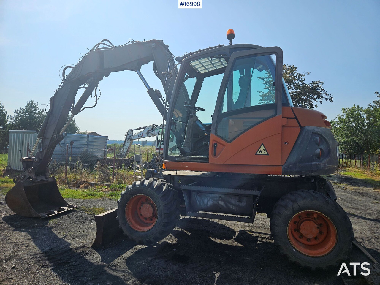 2007 Mecalac 714MW 5 buckets - Wheel excavator: picture 5 2007 Mecalac 714MW 5 buckets - Wheel excavator: picture 5
