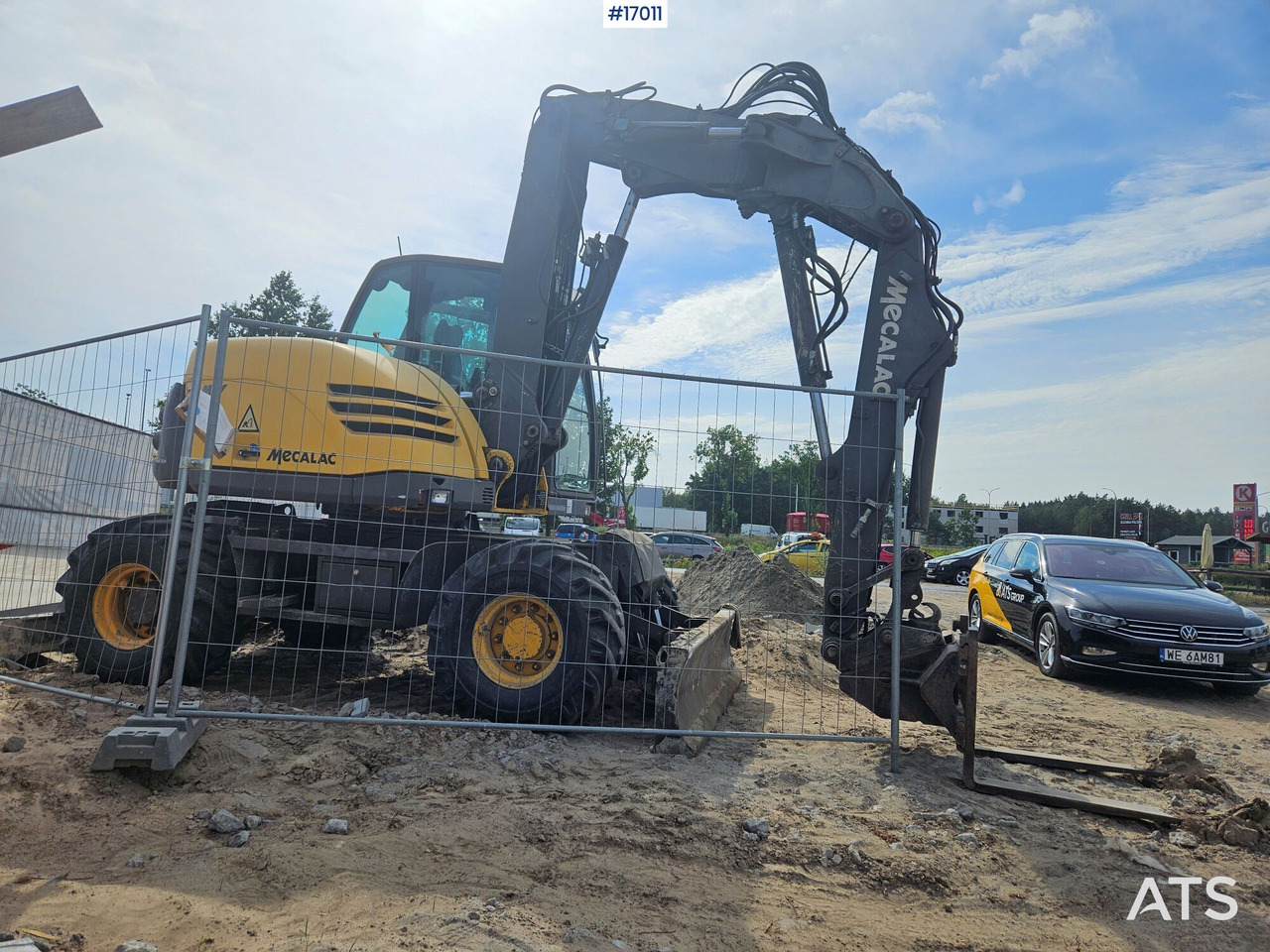 2007 Mecalac 714MW z czterema akcesoriami - Wheel excavator: picture 4 2007 Mecalac 714MW z czterema akcesoriami - Wheel excavator: picture 4