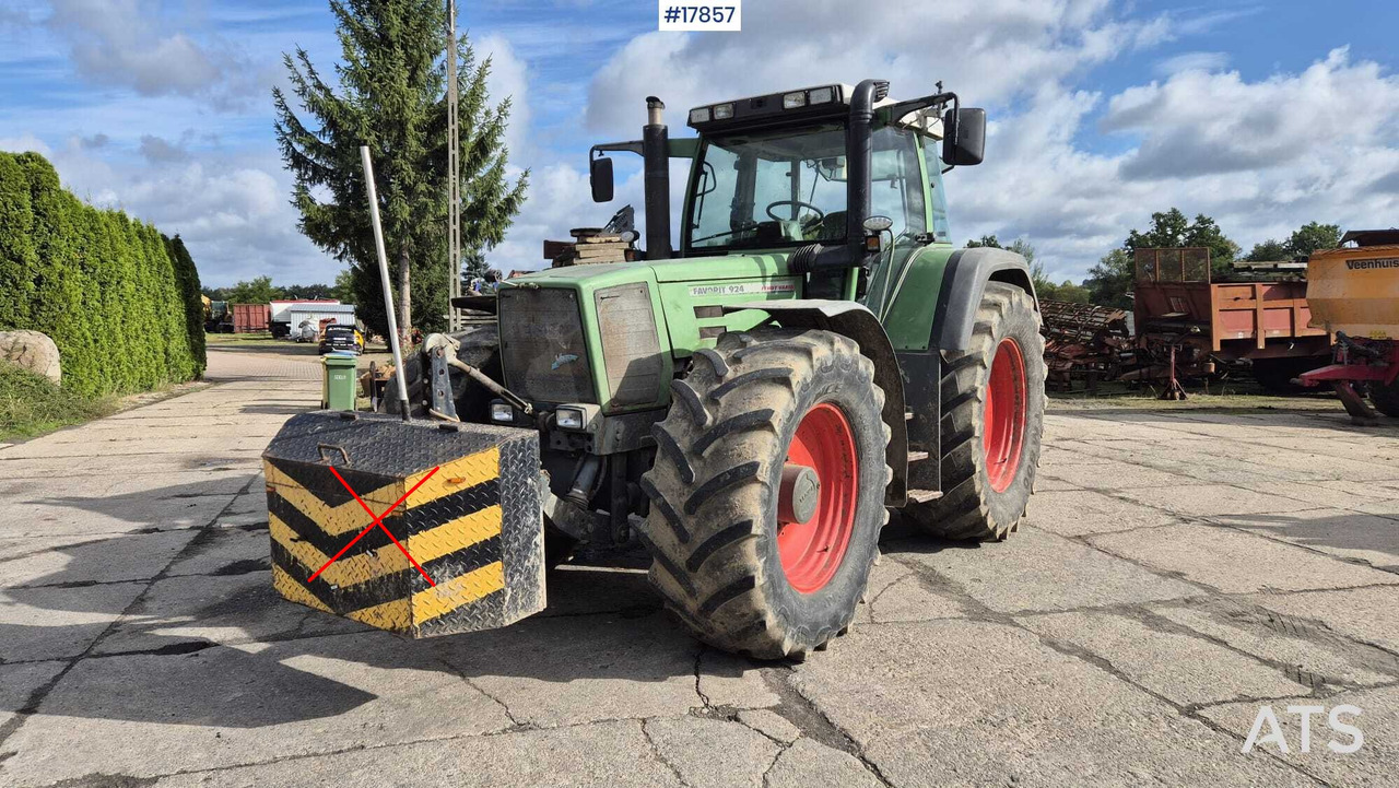 FENDT VARIO FAVORIT 924 agricultural tractor (1999) - Farm tractor: picture 3 FENDT VARIO FAVORIT 924 agricultural tractor (1999) - Farm tractor: picture 3