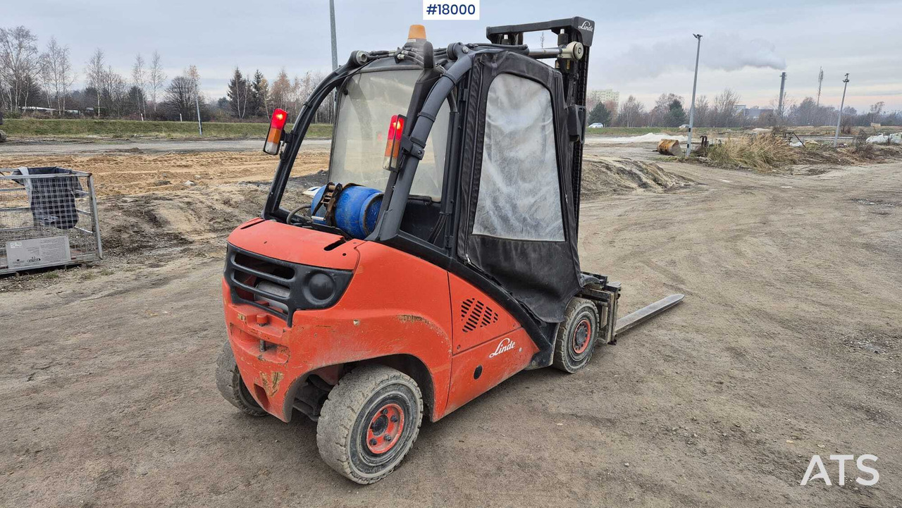 LINDE H25T forklift (2009) - Diesel forklift: picture 4 LINDE H25T forklift (2009) - Diesel forklift: picture 4