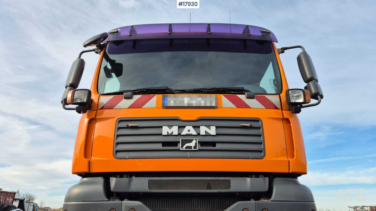 Tipper/sand spreader MAN TGA 18.320 (2007) - Tipper: picture 3 Tipper/sand spreader MAN TGA 18.320 (2007) - Tipper: picture 3