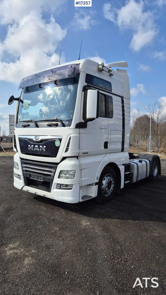 Truck tractor MAN TGX 18.460 EfficientLine 2 (2017) - Tractor unit: picture 1 Truck tractor MAN TGX 18.460 EfficientLine 2 (2017) - Tractor unit: picture 1
