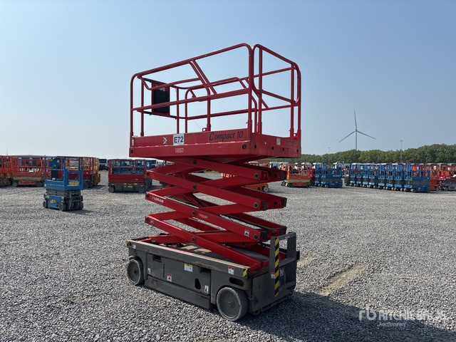 2012 Haulotte Compact 10 Electric Scissor Lift - Scissor lift: picture 1 2012 Haulotte Compact 10 Electric Scissor Lift - Scissor lift: picture 1