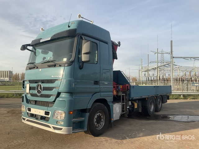 2012 Mercedes-Benz Actros 930.20 2012 HMF 3000-K3 Articulated Bo ... Flatbed Truck with Crane - Dropside/ Flatbed truck, Crane truck: picture 3 2012 Mercedes-Benz Actros 930.20 2012 HMF 3000-K3 Articulated Bo ... Flatbed Truck with Crane - Dropside/ Flatbed truck, Crane truck: picture 3