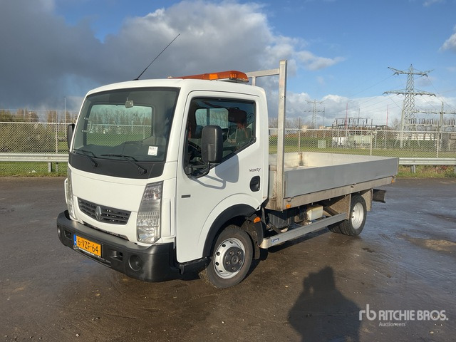 2012 Renault Maxity 4x2 Dump Truck: Light Duty - Tipper: picture 1 2012 Renault Maxity 4x2 Dump Truck: Light Duty - Tipper: picture 1