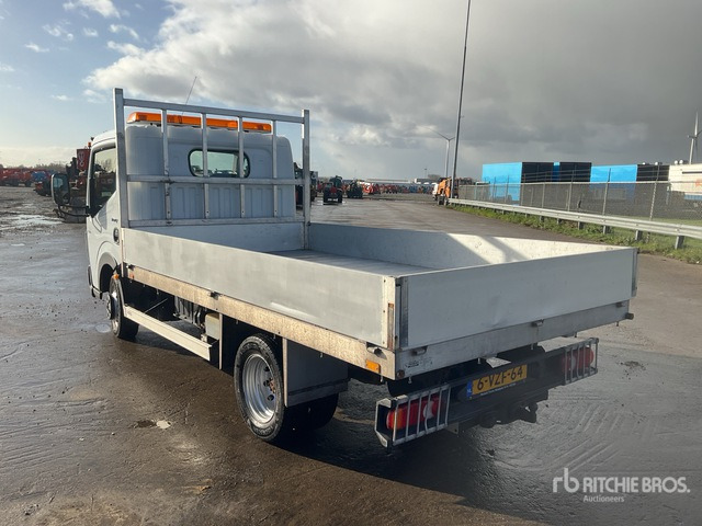 2012 Renault Maxity 4x2 Dump Truck: Light Duty - Tipper: picture 3 2012 Renault Maxity 4x2 Dump Truck: Light Duty - Tipper: picture 3