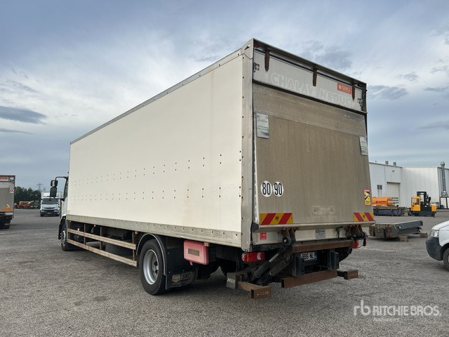 2013 Renault Midlum 300 Dxi (Inoperable) Van Truck - Panel van: picture 3 2013 Renault Midlum 300 Dxi (Inoperable) Van Truck - Panel van: picture 3
