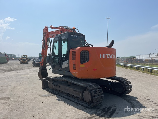 2016 Hitachi ZX135US-5B Tracked Excavator - Crawler excavator: picture 3 2016 Hitachi ZX135US-5B Tracked Excavator - Crawler excavator: picture 3