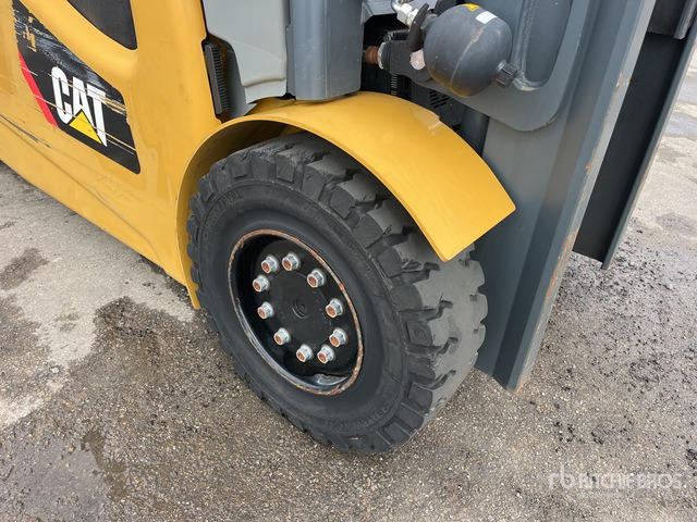 Electric forklift 2018 Cat EP40 2 Electric Forklift: picture 6