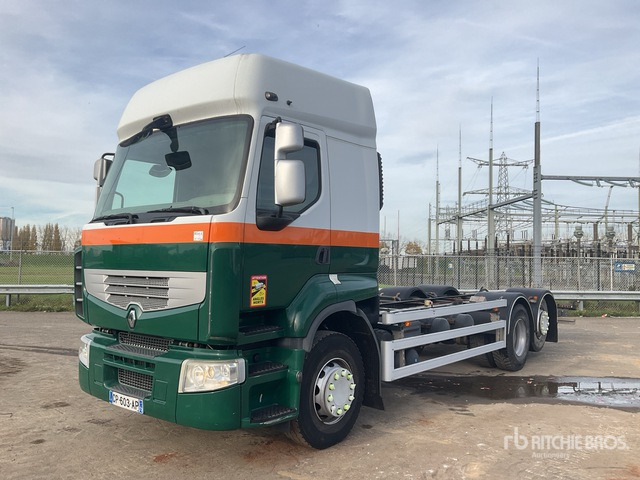 2012 Renault Premium 6x2 Sleeper Cab and Chassis - Other machinery: picture 1 2012 Renault Premium 6x2 Sleeper Cab and Chassis - Other machinery: picture 1
