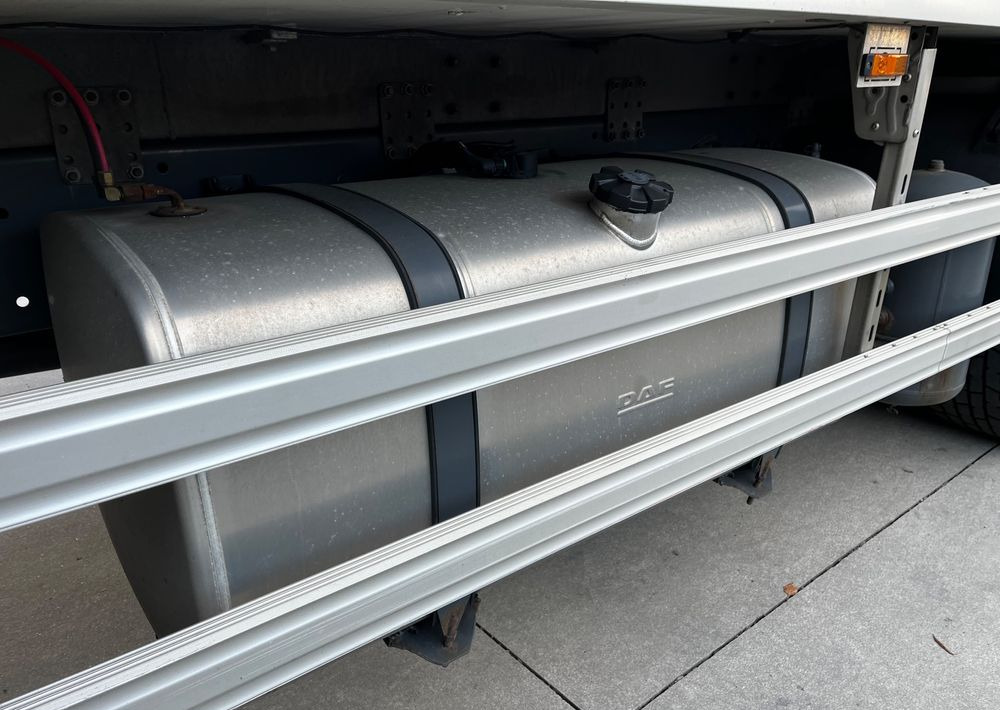 DAF CF370 // Chłodnia Carrier Supra 850 // Sypialka // 2017 Rok // ACC // on lease DAF CF370 // Chłodnia Carrier Supra 850 // Sypialka // 2017 Rok // ACC //: picture 13 DAF CF370 // Chłodnia Carrier Supra 850 // Sypialka // 2017 Rok // ACC // on lease DAF CF370 // Chłodnia Carrier Supra 850 // Sypialka // 2017 Rok // ACC //: picture 13