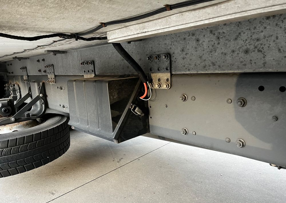 DAF CF370 // Chłodnia Carrier Supra 850 // Sypialka // 2017 Rok // ACC // on lease DAF CF370 // Chłodnia Carrier Supra 850 // Sypialka // 2017 Rok // ACC //: picture 17 DAF CF370 // Chłodnia Carrier Supra 850 // Sypialka // 2017 Rok // ACC // on lease DAF CF370 // Chłodnia Carrier Supra 850 // Sypialka // 2017 Rok // ACC //: picture 17