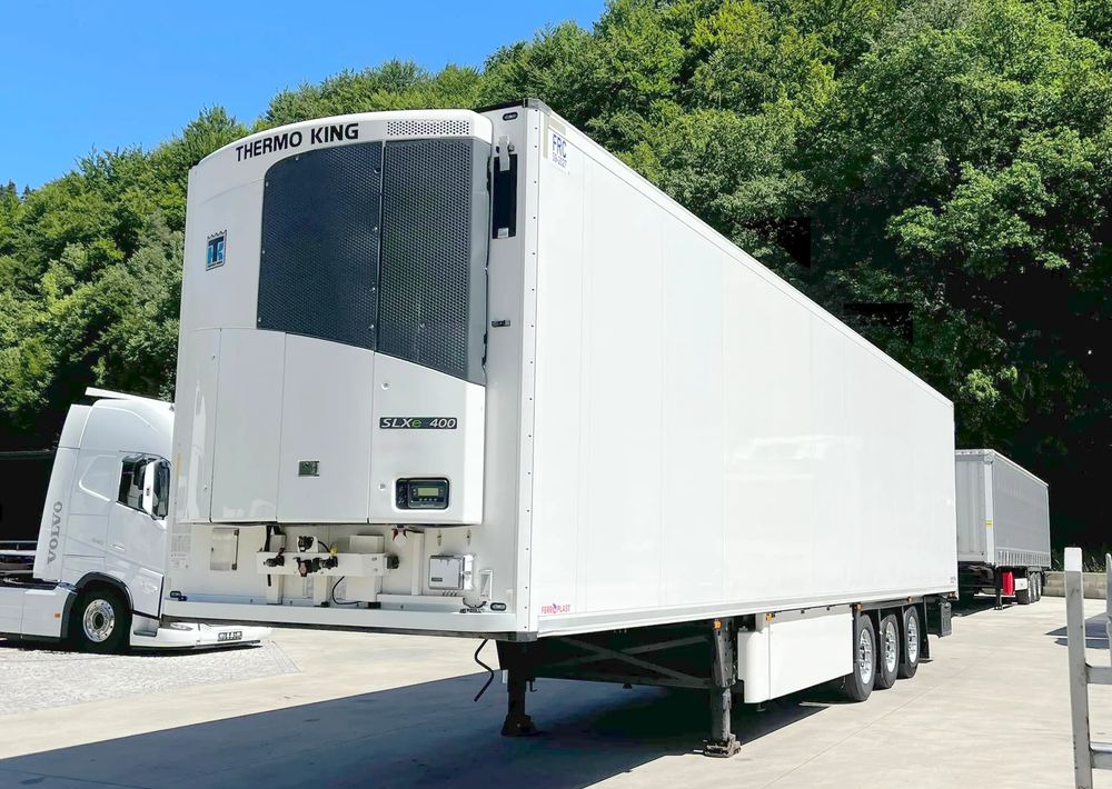 Schmitz Cargobull Chłodnia // Thermo King // Standard // Kosz Paletowy // SAF // - Refrigerator semi-trailer: picture 4 Schmitz Cargobull Chłodnia // Thermo King // Standard // Kosz Paletowy // SAF // - Refrigerator semi-trailer: picture 4