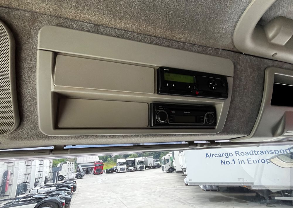 Tractor unit Iveco Stralis 360 // HIAB 144 E4 HIDUO + Radio // Zabudowa 6m // Oś podnoszona: picture 7 Tractor unit Iveco Stralis 360 // HIAB 144 E4 HIDUO + Radio // Zabudowa 6m // Oś podnoszona: picture 7