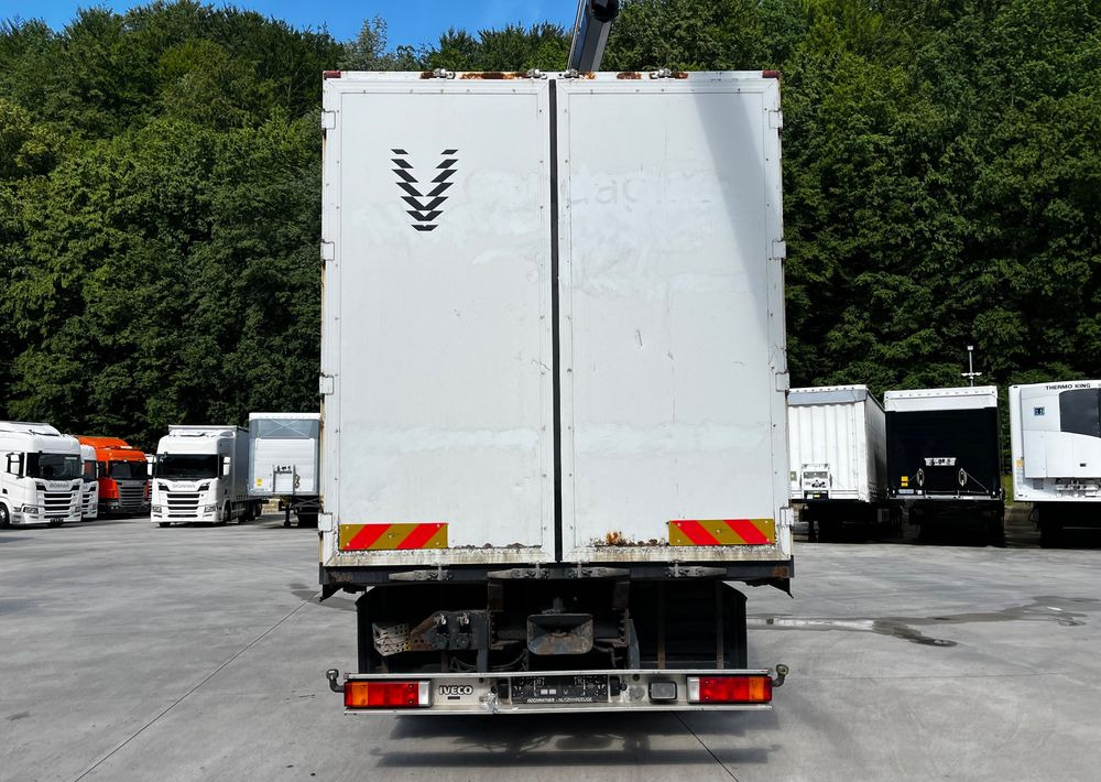 Tractor unit Iveco Stralis 360 // HIAB 144 E4 HIDUO + Radio // Zabudowa 6m // Oś podnoszona: picture 18 Tractor unit Iveco Stralis 360 // HIAB 144 E4 HIDUO + Radio // Zabudowa 6m // Oś podnoszona: picture 18