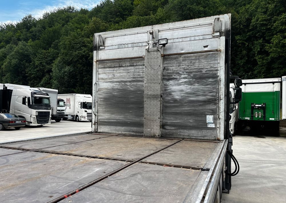 Tractor unit Iveco Stralis 360 // HIAB 144 E4 HIDUO + Radio // Zabudowa 6m // Oś podnoszona: picture 13 Tractor unit Iveco Stralis 360 // HIAB 144 E4 HIDUO + Radio // Zabudowa 6m // Oś podnoszona: picture 13