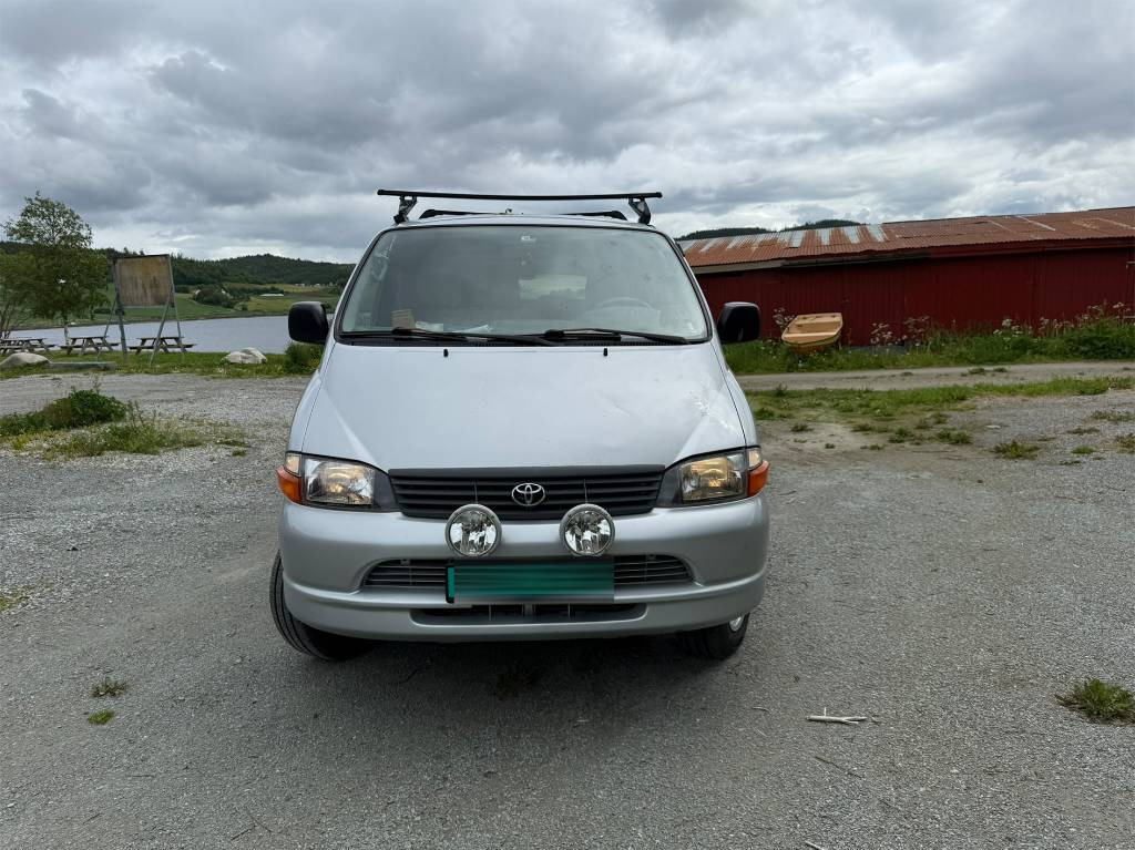 Toyota Hiace 4x4 - Panel van: picture 4 Toyota Hiace 4x4 - Panel van: picture 4