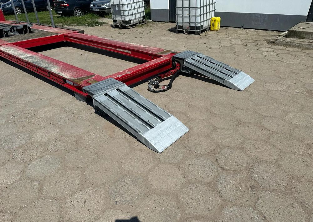 Nooteboom EURO 38-02 - Low loader semi-trailer: picture 5 Nooteboom EURO 38-02 - Low loader semi-trailer: picture 5