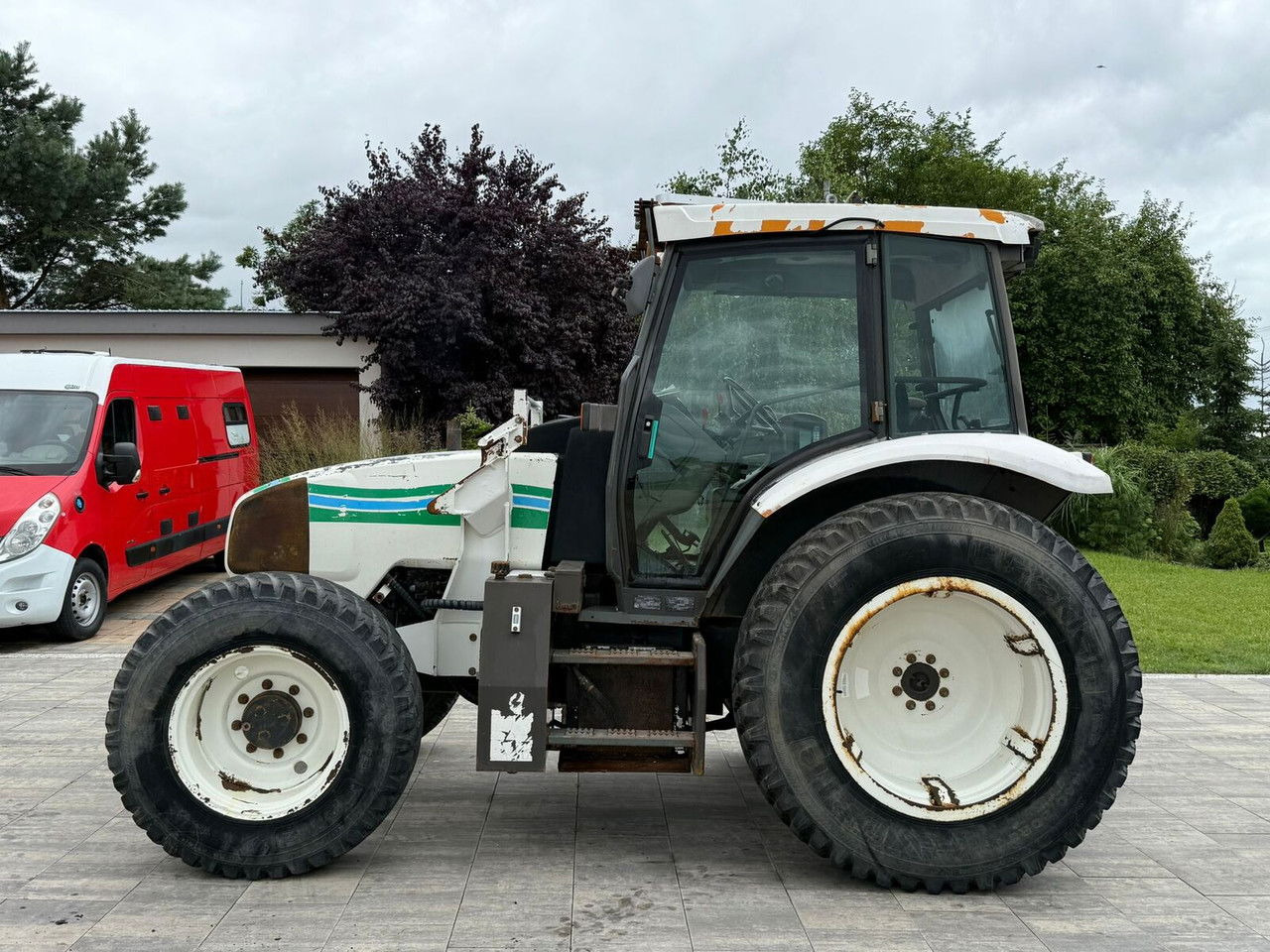 Renault Ergos 100 - Farm tractor: picture 5 Renault Ergos 100 - Farm tractor: picture 5