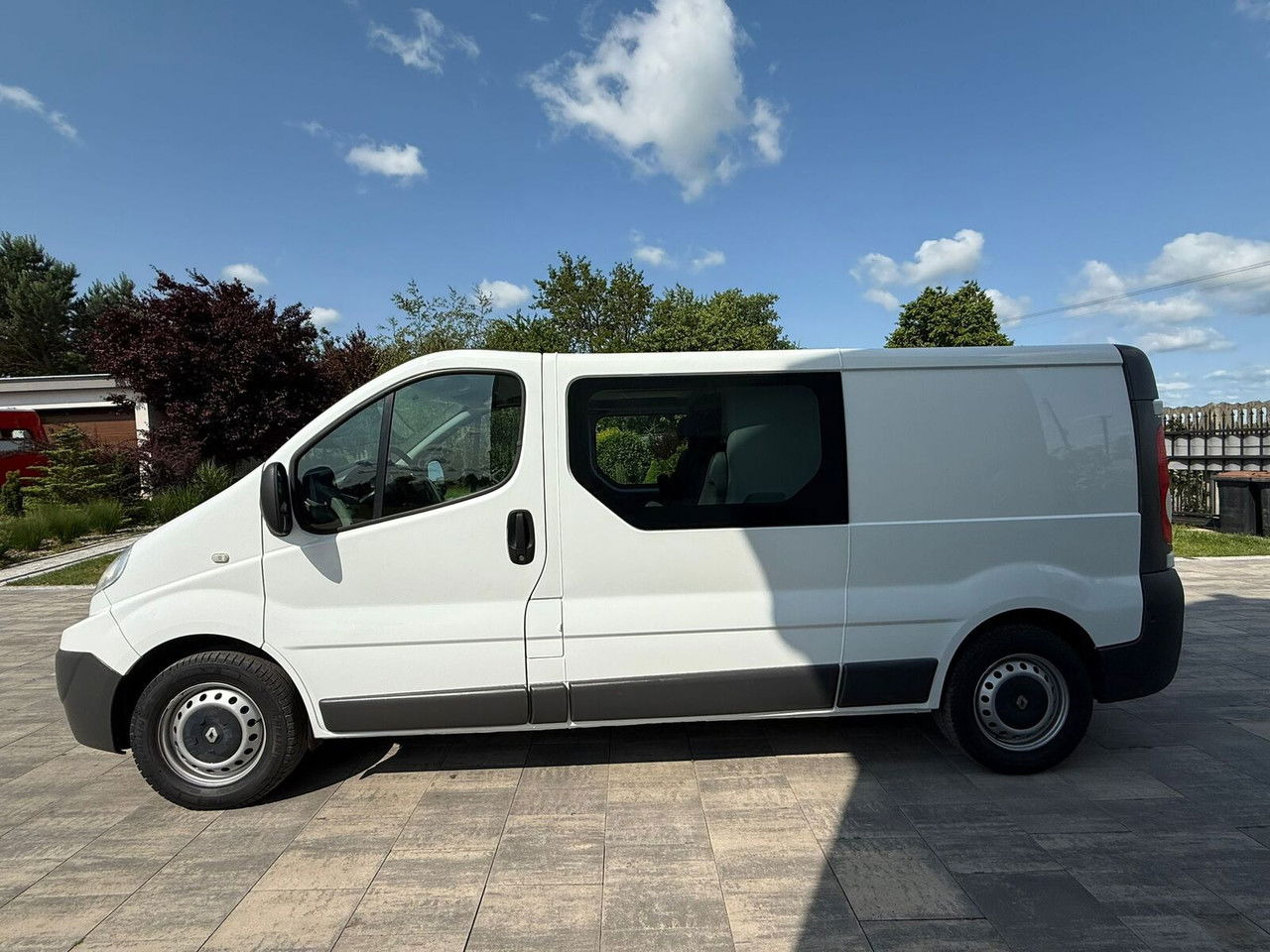 Renault Trafic 2.0 Doka 6 osobowy Klimatyzacja Hak - Small van: picture 5 Renault Trafic 2.0 Doka 6 osobowy Klimatyzacja Hak - Small van: picture 5