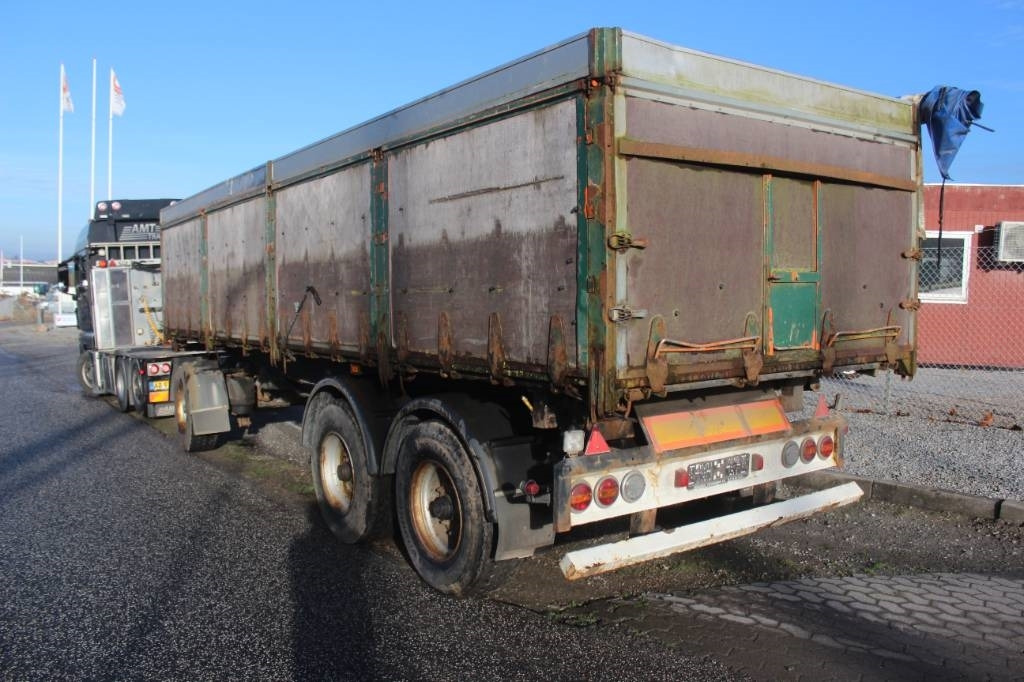 SVF 3 akslet tipanhænger m. finér-sider - Tipper trailer: picture 1 SVF 3 akslet tipanhænger m. finér-sider - Tipper trailer: picture 1