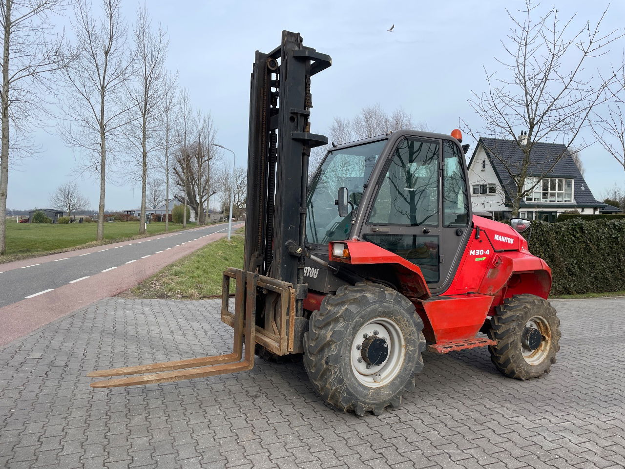 Manitou M30-4 4x4 4wd 3 ton triplo 5.50m heftruck - Rough terrain forklift: picture 1 Manitou M30-4 4x4 4wd 3 ton triplo 5.50m heftruck - Rough terrain forklift: picture 1